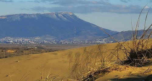 Поселок Тарки. Фото: Suleymannabiev
https://www.instagram.com/p/CK6NtnTpczA/ Поселок Тарки. Фото: Suleymannabiev
https://www.instagram.com/p/CK6NtnTpczA/