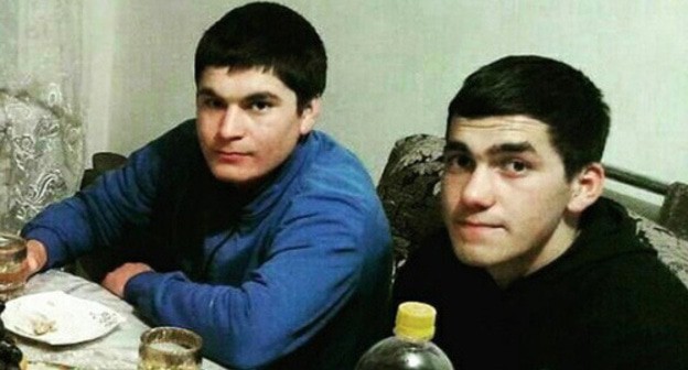 Гасангусейн и Наби Гасангусейновы. Фото из семейного архива, http://www.islamnews.ru/news-504880.html Гасангусейн и Наби Гасангусейновы. Фото из семейного архива, http://www.islamnews.ru/news-504880.html