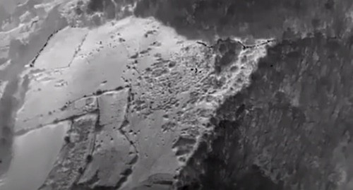 Кадры продвижения азербайджанских войск к Шуше . Кадр видео "Как сливали Шуши, Схнах, Чанахчи, Карин-Так", https://youtu.be/SpX9-CdZqDk Кадры продвижения азербайджанских войск к Шуше . Кадр видео "Как сливали Шуши, Схнах, Чанахчи, Карин-Так", https://youtu.be/SpX9-CdZqDk