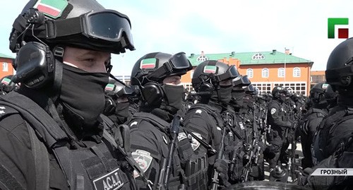 Чеченские силовики. Скриншот видео 
ЧГТРК "Грозный"
https://www.youtube.com/watch?v=MRTvFoW_gGw