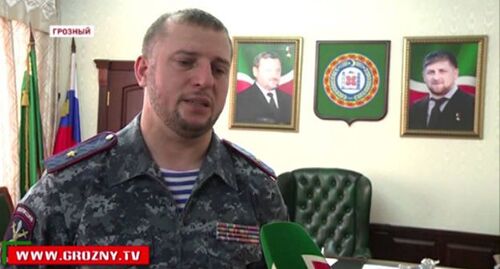 Апти Алаудинов. Скриншот видео ЧГТРК "Грозный" https://www.youtube.com/watch?v=IUkgXbQ1vOY Апти Алаудинов. Скриншот видео ЧГТРК "Грозный" https://www.youtube.com/watch?v=IUkgXbQ1vOY