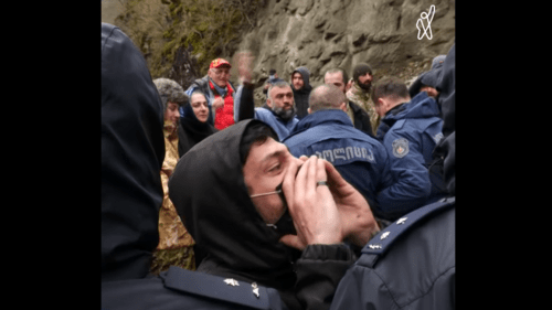 Акция протеста в районе строительства Намахванской ГЭС 3 апреля 2021 года. Стоп-кадр видео https://www.facebook.com/watch/?ref=external&v=176669910940022 Акция протеста в районе строительства Намахванской ГЭС 3 апреля 2021 года. Стоп-кадр видео https://www.facebook.com/watch/?ref=external&v=176669910940022