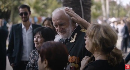 Кадр из фильма "25 лет одиночества". Скриншот видео Artdocfest https://www.youtube.com/watch?v=UauLvT2i79I Кадр из фильма "25 лет одиночества". Скриншот видео Artdocfest https://www.youtube.com/watch?v=UauLvT2i79I