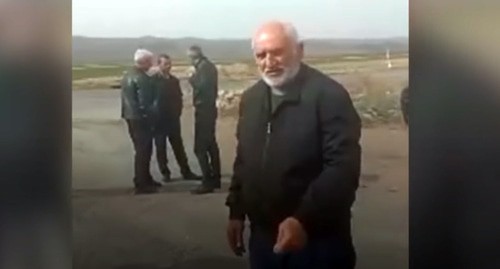 Родные армянских военнопленных заблокировали в Ширакской области трассу Ереван - Гюмри и дорогу из села Ором в Ашоцк в знак протеста против сорванного возвращения солдат из Азербайджана Родные армянских военнопленных заблокировали в Ширакской области трассу Ереван - Гюмри и дорогу из села Ором в Ашоцк в знак протеста против сорванного возвращения солдат из Азербайджана