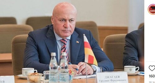 Урузмаг Джагаев. Скриншот публикации в Instagram-паблике "ЧП / Цхинвал" https://www.instagram.com/p/CNur9Azrjuo/ Урузмаг Джагаев. Скриншот публикации в Instagram-паблике "ЧП / Цхинвал" https://www.instagram.com/p/CNur9Azrjuo/