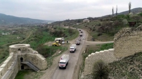Российские военные обеспечивают безопасный проезд в Нагорном Карабахе. Фото пресс-служба МО России Российские военные обеспечивают безопасный проезд в Нагорном Карабахе. Фото пресс-служба МО России