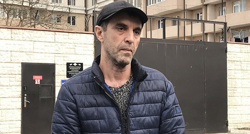 Мурад Манапов после отбывания административного ареста. Фото Патимат Махмудовой для "Кавказского узла" Мурад Манапов после отбывания административного ареста. Фото Патимат Махмудовой для "Кавказского узла"