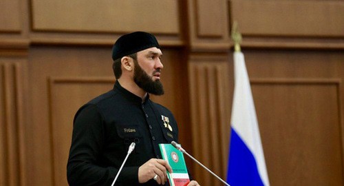 Магомед Даудов. Скриншот Чеченская государственная телерадиокомпания grozny.tv https://grozny.tv/news/society/40400 Магомед Даудов. Скриншот Чеченская государственная телерадиокомпания grozny.tv https://grozny.tv/news/society/40400