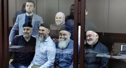 Фигуранты ингушского дела: Исмаил Нальгиев и Зарифа
Саутиева (сверху) Барах Чемурзиев, Муса Масальгов, Ахмед Барахоев и Малсаг Ужахов. Фото "Кавказского узла" Фигуранты ингушского дела: Исмаил Нальгиев и Зарифа
Саутиева (сверху) Барах Чемурзиев, Муса Масальгов, Ахмед Барахоев и Малсаг Ужахов. Фото "Кавказского узла"