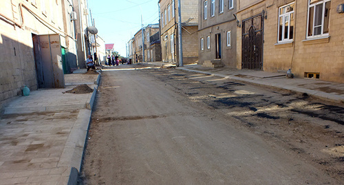 Дорога в Дербенте. Абстрактная иллюстрация. Фото Патимат Махмудовой для "Кавказского узла" Дорога в Дербенте. Абстрактная иллюстрация. Фото Патимат Махмудовой для "Кавказского узла"