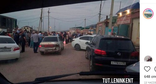 Жители Ленинкента требуют решить проблему с водоснабжением. Скриншот сообщения https://www.instagram.com/p/CQgrb9cHtFj/ Жители Ленинкента требуют решить проблему с водоснабжением. Скриншот сообщения https://www.instagram.com/p/CQgrb9cHtFj/