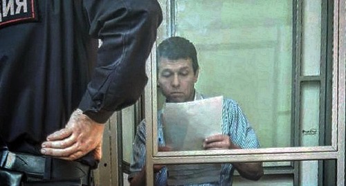 Александр Парков в зале суда. Фото Константина Волгина для "Кавказского узла"
Александр Парков в зале суда. Фото Константина Волгина для "Кавказского узла"