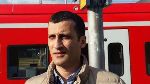 Эльчин Мамед. Скриншот http://www.massa.az/news/az/16292/pravozaschitnik-pomeschen-v-bolnicu-dlya-zaklyuchyonnyh Эльчин Мамед. Скриншот http://www.massa.az/news/az/16292/pravozaschitnik-pomeschen-v-bolnicu-dlya-zaklyuchyonnyh