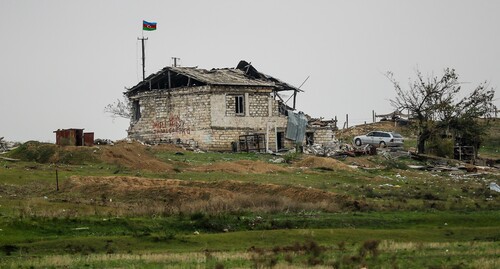 Разрушенное здание в Физули. Декабрь 2020 г. Фото Азиза Каримова для "Кавказского узла" Разрушенное здание в Физули. Декабрь 2020 г. Фото Азиза Каримова для "Кавказского узла"