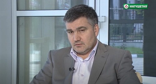 Ибрагим Доскиев, стоп-кадр видео https://www.youtube.com/watch?v=oBhL6KHSz00&t=1s Ибрагим Доскиев, стоп-кадр видео https://www.youtube.com/watch?v=oBhL6KHSz00&t=1s