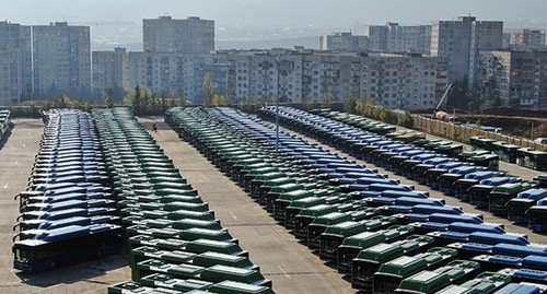 Общественный транспорт на стоянке в Тбилиси. Ноябрь 2020 года. Фото: REUTERS/Irakli Gedenidze Общественный транспорт на стоянке в Тбилиси. Ноябрь 2020 года. Фото: REUTERS/Irakli Gedenidze