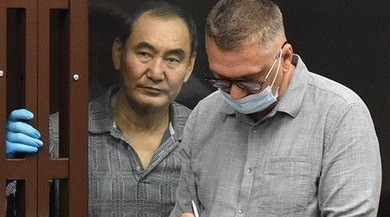Михаил Музраев и его адвокат в зале суда. 16 августа 2021 года. Фото Константина Волгина для "Кавказского узла" Михаил Музраев и его адвокат в зале суда. 16 августа 2021 года. Фото Константина Волгина для "Кавказского узла"