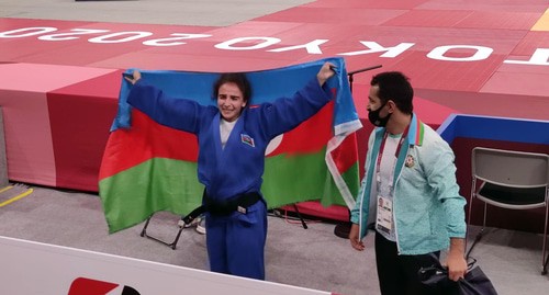 Дзюдоистка Шахана Гаджиева. Кадр видео https://report.az/ru/individual-nye/tokio-2020-azerbajdzhanskaya-paralimpijka-zavoevala-zoloto/ Дзюдоистка Шахана Гаджиева. Кадр видео https://report.az/ru/individual-nye/tokio-2020-azerbajdzhanskaya-paralimpijka-zavoevala-zoloto/