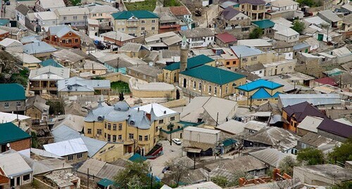 Склон горы Тарки-Тау, посёлок Тарки, Махачкала. Фото Мусы Мусаева
- http://www.odnoselchane.ru/?sect=2554 Склон горы Тарки-Тау, посёлок Тарки, Махачкала. Фото Мусы Мусаева
- http://www.odnoselchane.ru/?sect=2554