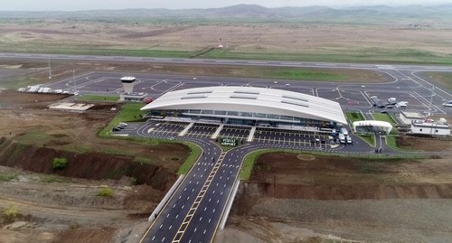 Международный аэропорт в Физули, открытый 26 октября 2021 года. Фото: пресс-служба президента Азербайджана https://static.president.az/media/W1siZiIsIjIwMjEvMTAvMjYvMmd1a2ljZWZ3Nl8yMC5qcGciXSxbInAiLCJ0aHVtYiIsIjEzNDB4MTAyMCJdXQ?sha=fb83ab2699cf64ac Международный аэропорт в Физули, открытый 26 октября 2021 года. Фото: пресс-служба президента Азербайджана https://static.president.az/media/W1siZiIsIjIwMjEvMTAvMjYvMmd1a2ljZWZ3Nl8yMC5qcGciXSxbInAiLCJ0aHVtYiIsIjEzNDB4MTAyMCJdXQ?sha=fb83ab2699cf64ac