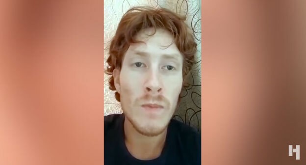 Евгений Ипатов. Кадр видео, опубликованного "Новой газетой" https://www.youtube.com/channel/UCBXI22RrWXFmc6PK1iKutXQ Евгений Ипатов. Кадр видео, опубликованного "Новой газетой" https://www.youtube.com/channel/UCBXI22RrWXFmc6PK1iKutXQ