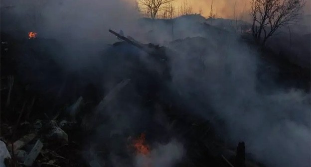 Возгорание на мусорной свалке. Фото: https://riafan.ru/region/dagestan/1578058-vozgoranie-na-nesankcionirovannoi-svalke-bliz-makhachkaly-tushat-silami-merii Возгорание на мусорной свалке. Фото: https://riafan.ru/region/dagestan/1578058-vozgoranie-na-nesankcionirovannoi-svalke-bliz-makhachkaly-tushat-silami-merii