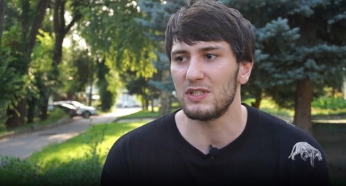 Абубакар Янгулбаев. стопкадр видео https://www.instagram.com/p/CTMV4sFICpP/ Абубакар Янгулбаев. стопкадр видео https://www.instagram.com/p/CTMV4sFICpP/