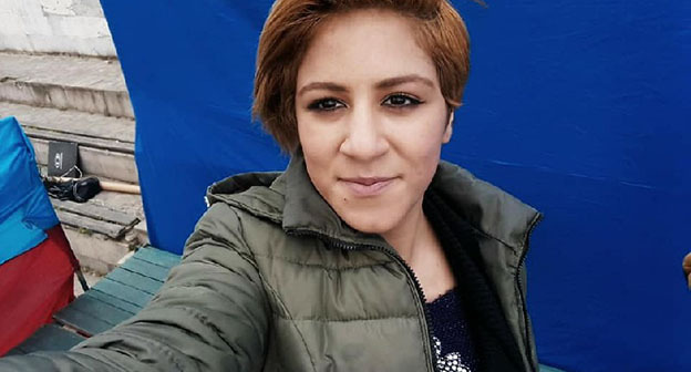Фатима Мовланлы. Фото: https://www.turan.az/ext/news/2018/4/free/Social/ru/70362.htm Фатима Мовланлы. Фото: https://www.turan.az/ext/news/2018/4/free/Social/ru/70362.htm