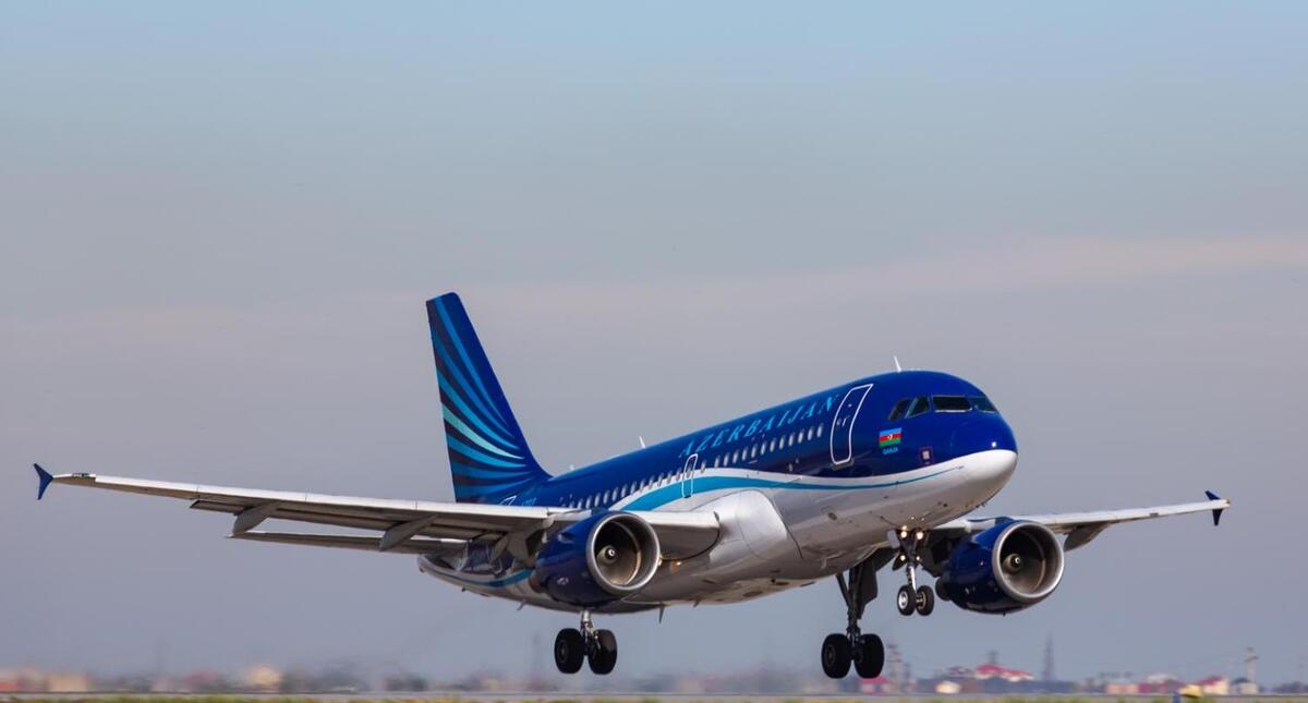 Самолет авиакомпании AZAL. Фото: пресс-служба AZAL. https://www.azal.az/media/2020/11/17/naj_resume.jpg Самолет авиакомпании AZAL. Фото: пресс-служба AZAL. https://www.azal.az/media/2020/11/17/naj_resume.jpg