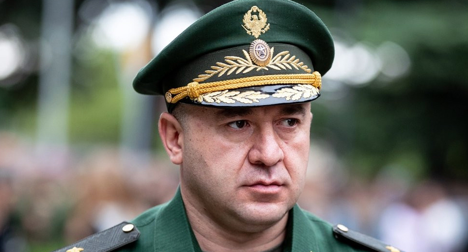 Ибрагим Гассеев. Фото пресс-службы минюста ЮО https://minjust-rso.org/news/ио-министра-обороны-рюо-ибрагим-гассеев-поздравил-ио-министра-юстиции-залину-лалиеву-с-днем-рождения-16983 Ибрагим Гассеев. Фото пресс-службы минюста ЮО https://minjust-rso.org/news/ио-министра-обороны-рюо-ибрагим-гассеев-поздравил-ио-министра-юстиции-залину-лалиеву-с-днем-рождения-16983