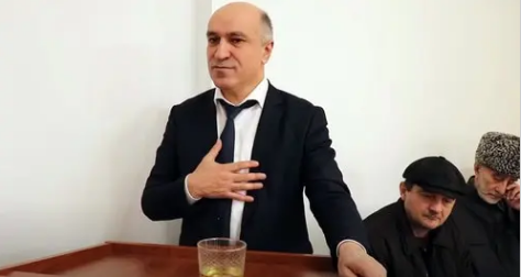 Ахмед Погоров. Кадр видео 
Совет тейпов Республики Ингушетия https://www.youtube.com/watch?v=IzFovZzeCro