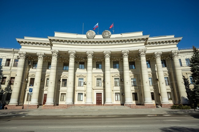 Администрация Волгограда. Фото: сайт Комитета здравоохранения Волгоградской области http://volgazdrav.ru/media/k2/items/cache/e5b1be7c656a0ceb0ecb2526ce1ad515_XL.jpg Администрация Волгограда. Фото: сайт Комитета здравоохранения Волгоградской области http://volgazdrav.ru/media/k2/items/cache/e5b1be7c656a0ceb0ecb2526ce1ad515_XL.jpg