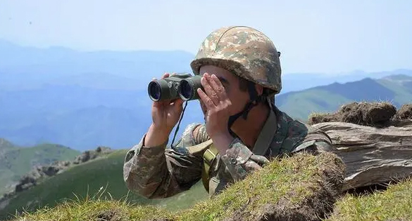 Армянский военнослужащий на границе. Фото: Минобороны Армении mil.am Армянский военнослужащий на границе. Фото: Минобороны Армении mil.am