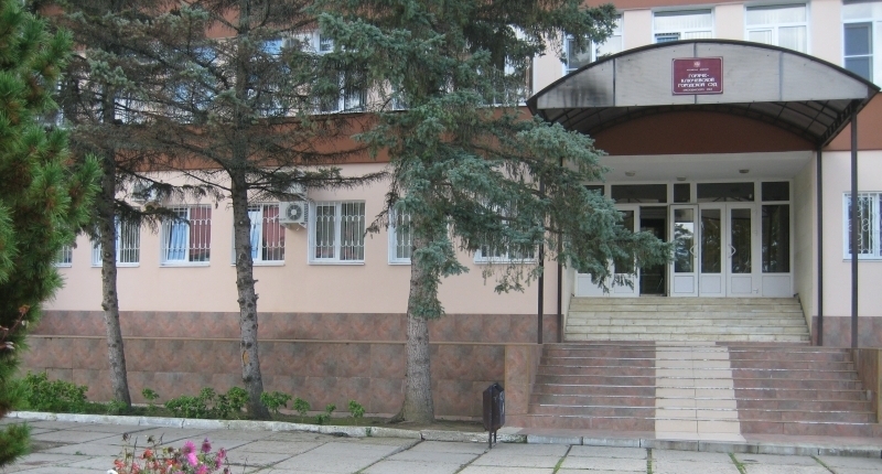 Здание суда в Горячем Ключе. Фото: пресс-служба Горячеключевского горсуда http://gor-kluch.krd.sudrf.ru/modules.php?name=press_dep&op=51&gid=2 Здание суда в Горячем Ключе. Фото: пресс-служба Горячеключевского горсуда http://gor-kluch.krd.sudrf.ru/modules.php?name=press_dep&op=51&gid=2