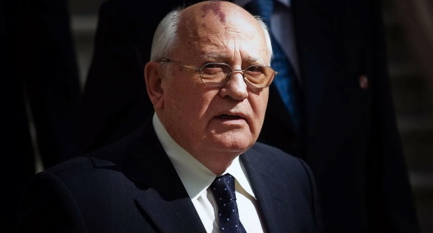 Михаил Горбачев. Фото: https://ru.wikipedia.org/wiki/%D0%93%D0%BE%D1%80%D0%B1%D0%B0%D1%87%D1%91%D0%B2,_%D0%9C%D0%B8%D1%85%D0%B0%D0%B8%D0%BB_%D0%A1%D0%B5%D1%80%D0%B3%D0%B5%D0%B5%D0%B2%D0%B8%D1%87 Михаил Горбачев. Фото: https://ru.wikipedia.org/wiki/%D0%93%D0%BE%D1%80%D0%B1%D0%B0%D1%87%D1%91%D0%B2,_%D0%9C%D0%B8%D1%85%D0%B0%D0%B8%D0%BB_%D0%A1%D0%B5%D1%80%D0%B3%D0%B5%D0%B5%D0%B2%D0%B8%D1%87