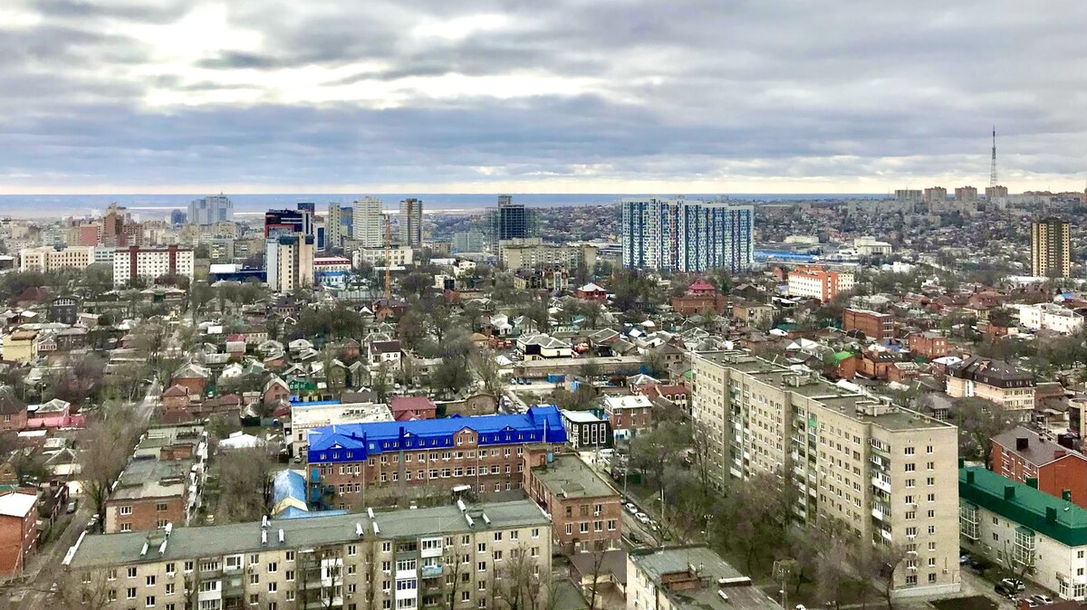 Вид на Ленинский район Ростова-на-Дону. Фото Лоботрас https://commons.wikimedia.org/wiki/Category:Rostov-on-Don#/media/File:Панорама_Ленинского_района.jpg Вид на Ленинский район Ростова-на-Дону. Фото Лоботрас https://commons.wikimedia.org/wiki/Category:Rostov-on-Don#/media/File:Панорама_Ленинского_района.jpg