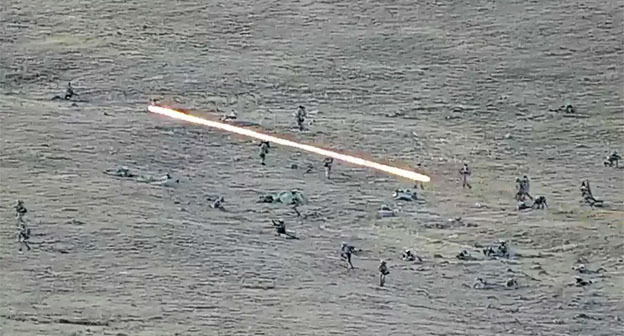 На линии соприкосновения в Нагорном Карабахе. Скриншот видео Armenian Defense Ministry На линии соприкосновения в Нагорном Карабахе. Скриншот видео Armenian Defense Ministry