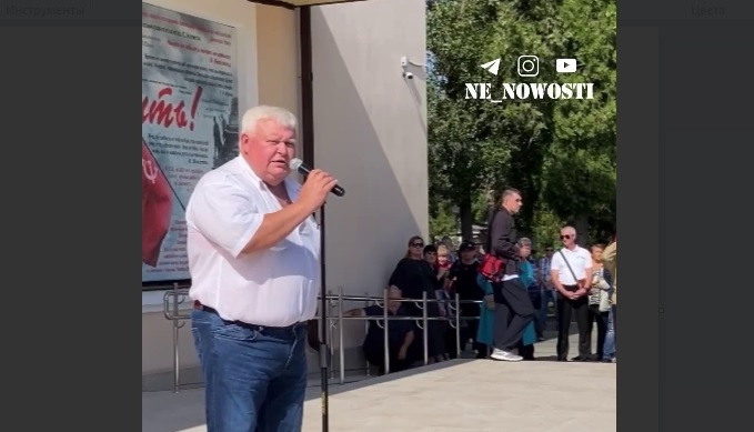Выступление заместителя главы Красноармейского района Николая Шумченко на сходе 17 сентября 2022 года. Скриншот с видео телеграм-канала ne_nowosti, https://t.me/nenowost/295 Выступление заместителя главы Красноармейского района Николая Шумченко на сходе 17 сентября 2022 года. Скриншот с видео телеграм-канала ne_nowosti, https://t.me/nenowost/295