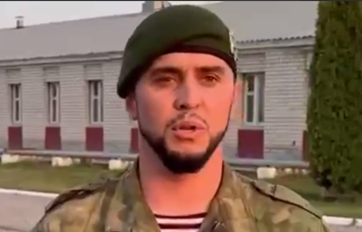 Асхаб Накаев. стоп-кадр видео, опубликованого в Instagram* "Грозный-Информ" 29.10.22, https://www.instagram.com/p/CkS1359sW1V/ Асхаб Накаев. стоп-кадр видео, опубликованого в Instagram* "Грозный-Информ" 29.10.22, https://www.instagram.com/p/CkS1359sW1V/