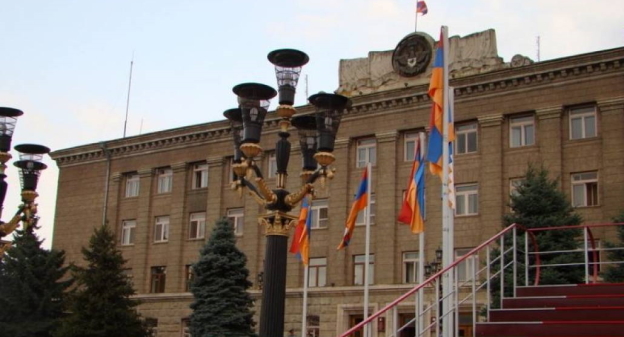 Здание правительства НКР, фото: a1plus.am Здание правительства НКР, фото: a1plus.am