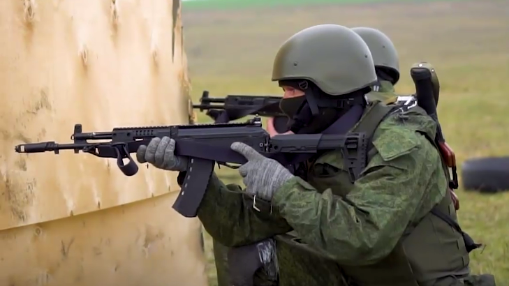 Российские военные. Стоп-кадр видео из ТГ-канала Минобороны России от 02.12.22, https://t.me/mod_russia/22280. Российские военные. Стоп-кадр видео из ТГ-канала Минобороны России от 02.12.22, https://t.me/mod_russia/22280.