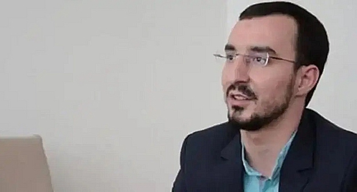 Талех Багирзаде. Скриншот видео YouTube канала Taleh Bagirzade Талех Багирзаде. Скриншот видео YouTube канала Taleh Bagirzade