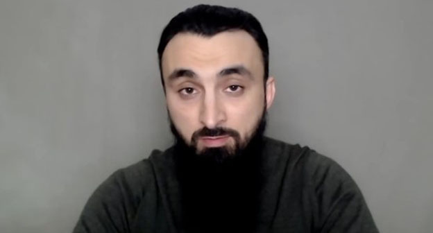 Тумсо Абдурахманов. Скриншот видео ABU-SADDAM SHISHANI / YouTube Тумсо Абдурахманов. Скриншот видео ABU-SADDAM SHISHANI / YouTube