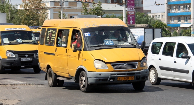 Маршрутки в Астрахани, фото: fotobus.msk.ru Маршрутки в Астрахани, фото: fotobus.msk.ru