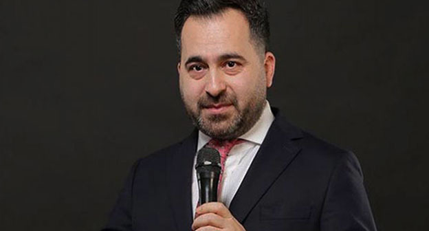 Бахтияр Гаджиев. Фото https://vesti.az/xeber/kriminal/baxtiyar-gadziev-pytalsya-czec-sebya-u-zdaniya-mvd-azerbaidzana-458547 Бахтияр Гаджиев. Фото https://vesti.az/xeber/kriminal/baxtiyar-gadziev-pytalsya-czec-sebya-u-zdaniya-mvd-azerbaidzana-458547