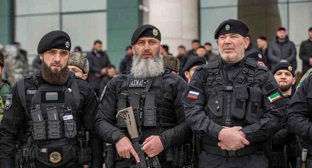 Чеченские военнослужащие, фото: "Чечня Сегодня". Чеченские военнослужащие, фото: "Чечня Сегодня".