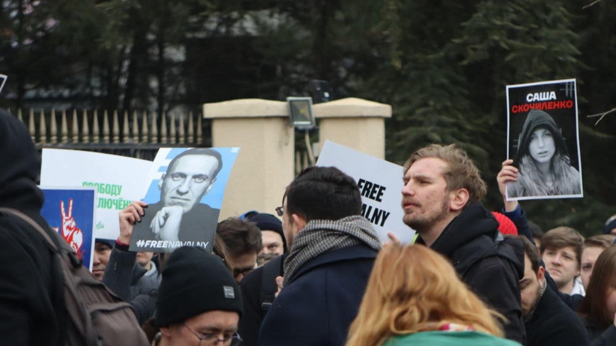 Акция в Тбилиси в поддержку российских политзаключенных. Фото: Reader.ge Акция в Тбилиси в поддержку российских политзаключенных. Фото: Reader.ge