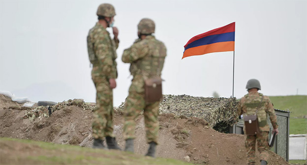 На границе Армении и Азербайджана. Фото: пресс-служба аппарата Республики Армения На границе Армении и Азербайджана. Фото: пресс-служба аппарата Республики Армения