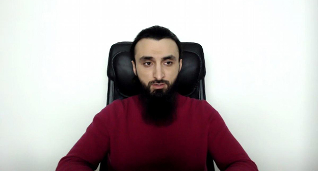Тумсо Абдурахманов. Скриншот видео ABU-SADDAM SHISHANI / YouTube Тумсо Абдурахманов. Скриншот видео ABU-SADDAM SHISHANI / YouTube