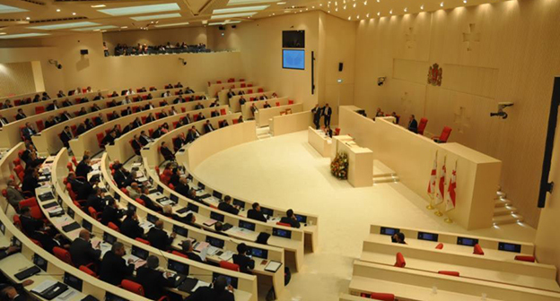 Парламент Грузии. Фото: VOA - Voice of America (Russian service) https://uk.wikipedia.org Парламент Грузии. Фото: VOA - Voice of America (Russian service) https://uk.wikipedia.org